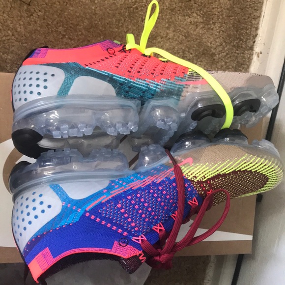 Nike Vapormax Random “What The F@&k series” - Picture 5 of 5
